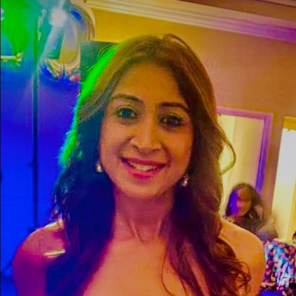 Meet your Posher, Sumedha - Picture 2 of 3